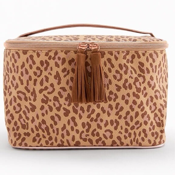 ipsy Handbags - NEW Leopard Animal Print Makeup Cosmetic Bag with Tassels